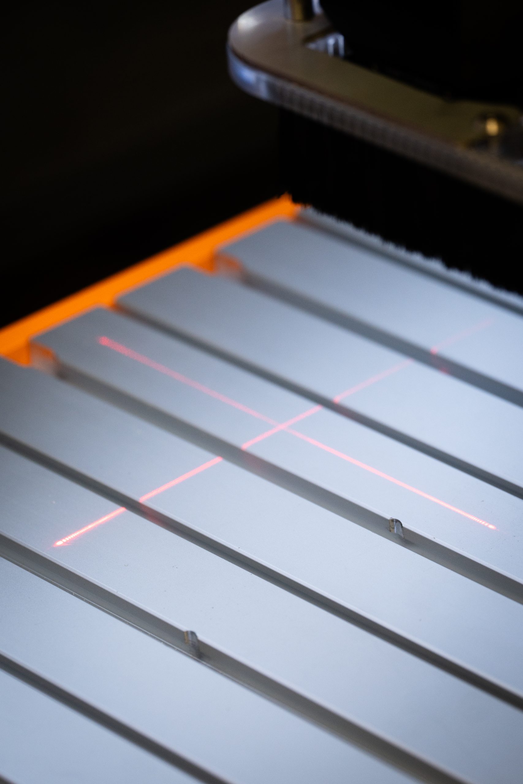 Kreuzlinienlaser für die Q.408 Fräsmaschine