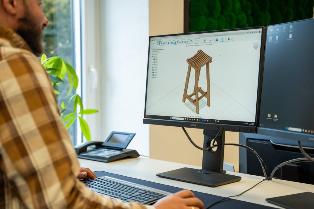 CAD Konstruktion von Sitzhocker aus Holzsteckverbindungen